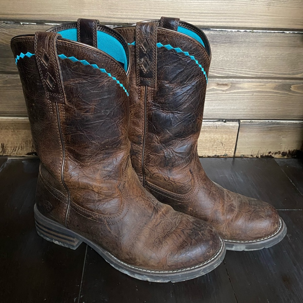 Ariat Brown Leather Western Boots with Turquoise Stitching